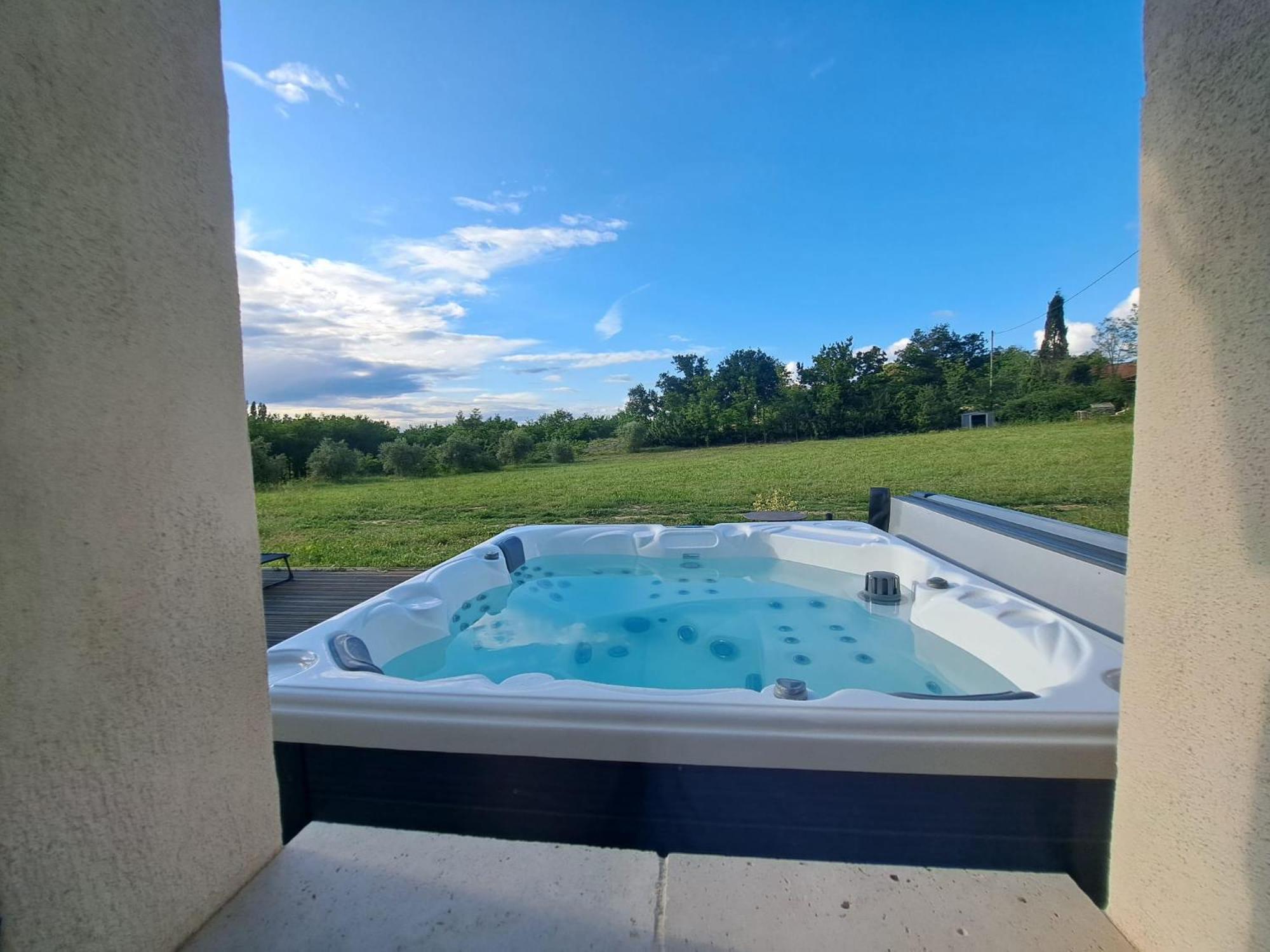 Gite De Charme Spa Privatif L'Oustau Di Tonin Malaucene Exterior photo